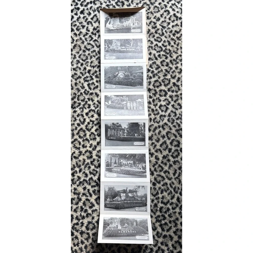Pasadena California CA 1931 Tournament Of Roses Parade Souvenir Fold Out Photos